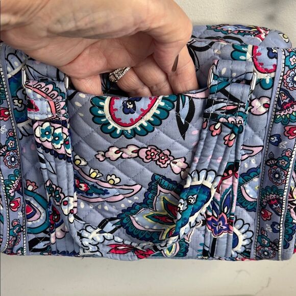 Vera Bradley Makani Paisley NWOT - Picture 4 of 6